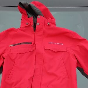 Under Armour Red Raincoat Weather-Resistant Hooded Design